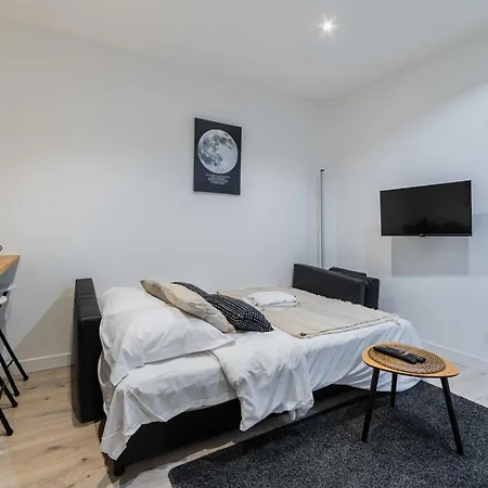 Neuf Porte De Saint Cloud 16 - 4p - Flat-guest * Paris