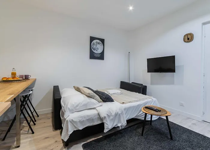 Neuf Porte De Saint Cloud 16 - 4p - Flat-guest * Париж